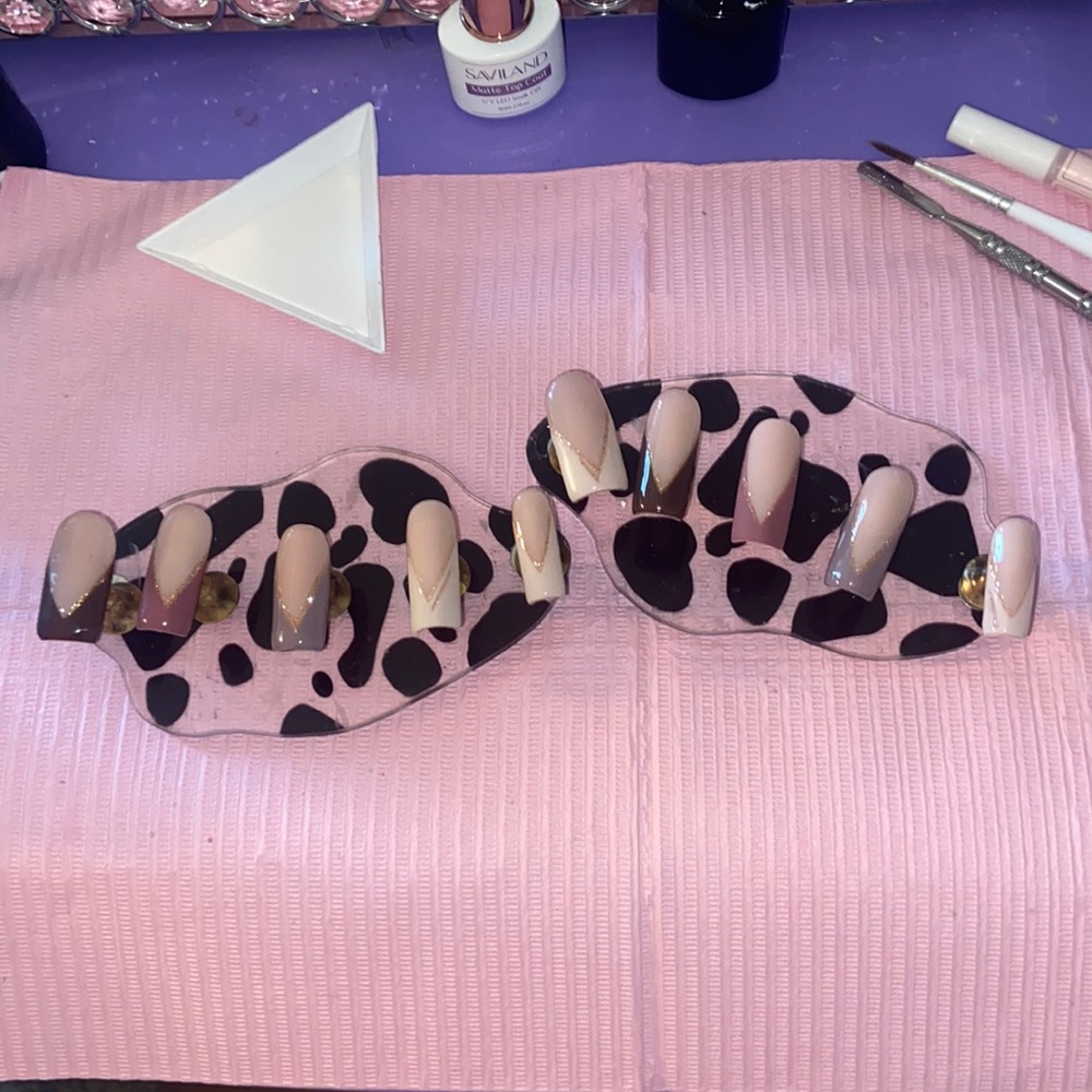 Beautiful Press On Nails